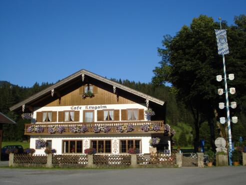 krugalmhaus-8