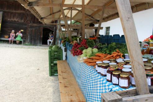 Bauernmarkt Erding im Bauernhausmuseum