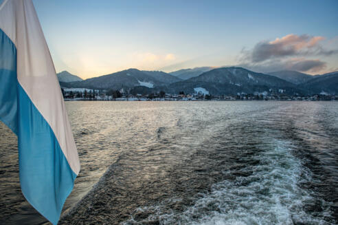 Auf dem Schiff mit Blick nach Bad Wiessee_Stefan Schiefer