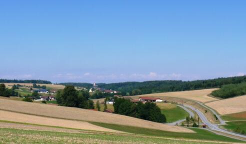 Aussichtspunkt auf der Anhöhe bei Kelchham