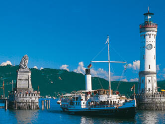 Leuchtturm und Löwe: die Lindauer Wahrzeichen.