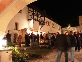 Schloss Kronburg - Weihnachtsmarkt