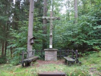 Hochkreuz im Kinzbachgrund