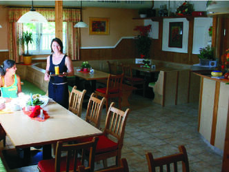 Mostheuriger Caming-Insel Puchner