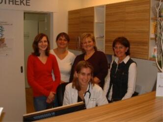 Gruppenfoto Dr. Bärbl Königslehner