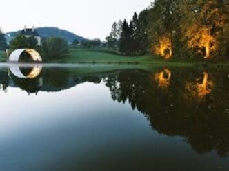 Nepomukteich mit Seebühne