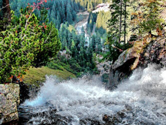 Blick vom 3. Wasserfall ins Tal