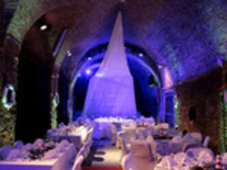 Geburtstagsfeier im Theaterkeller