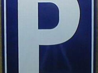 Parkplatz zeitl. frei u. unbegrenzt An d. Seestr. + Festplatz