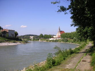 Salzach und Europasteg.