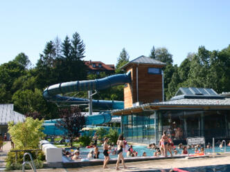 Reifenrutsche im Plantsch