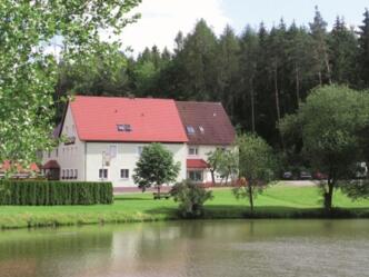 Gaststätte-Pension &quot;Zum grünen Wald&quot;