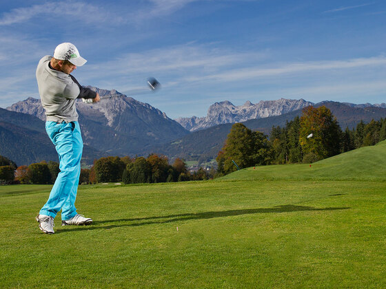 Bergpanorama am Abschlag 4