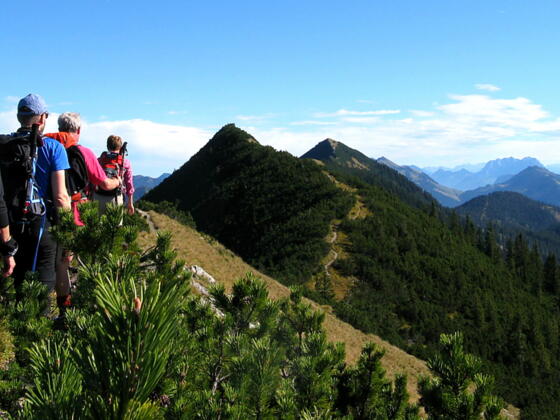 Traumhafte Gratwanderung über den Blaubergkamm zu unserem Ziel der Halserspitze!