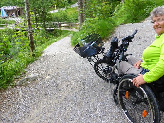 Fast am Ziel, steil runter