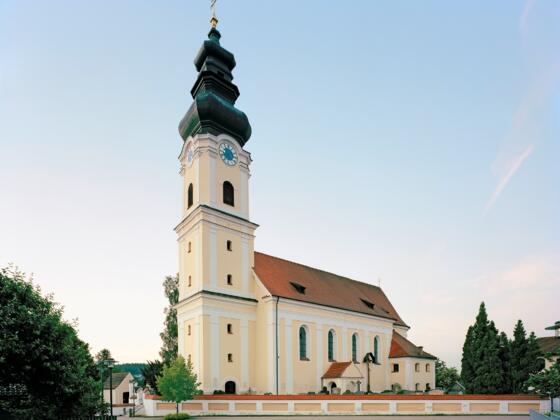 Pfarrkirche Maria Himmelfahrt in Mariakirchen