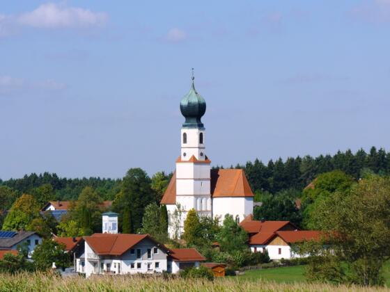 Blick auf die Kirche St. Michael in Zimmern