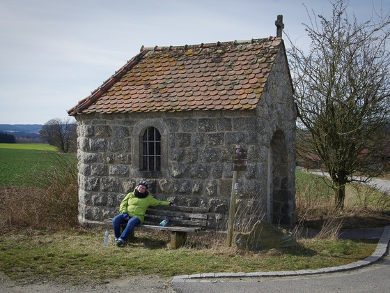 Eiglasdorfer Kapelle am Wegkreuz [XW 1925]