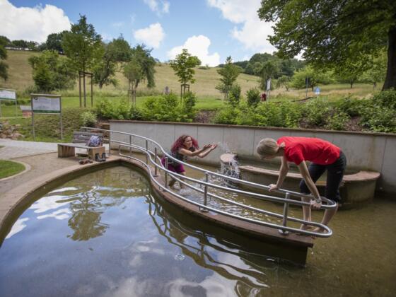 Barrierefreie Wassertretanlage Mespelbrunn