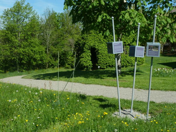 Trilogieplatz am Kreislehrgarten