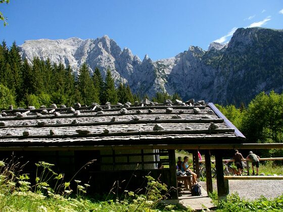 Steil überragt der Hohe Göll die Ligoascht