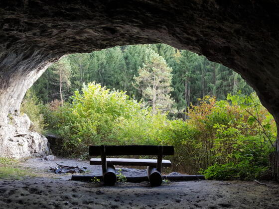 Die Kühloch-Höhle im Tiefen Grund bei Tüchersfeld