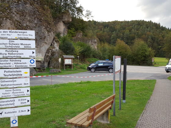 Wanderparkplatz in Tüchersfeld