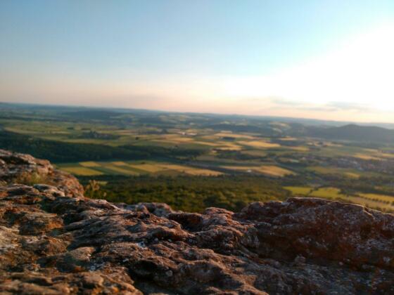 Staffelbergfels - Blick in Maintal