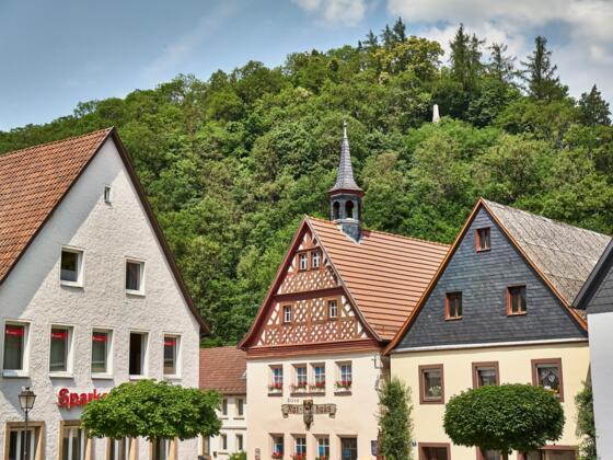 Auf dem historischen Marktplatz in Wirsberg