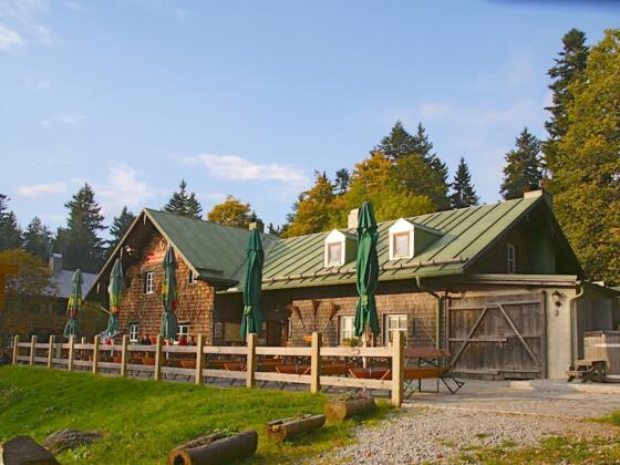 Berghütte Schareben im Herbst