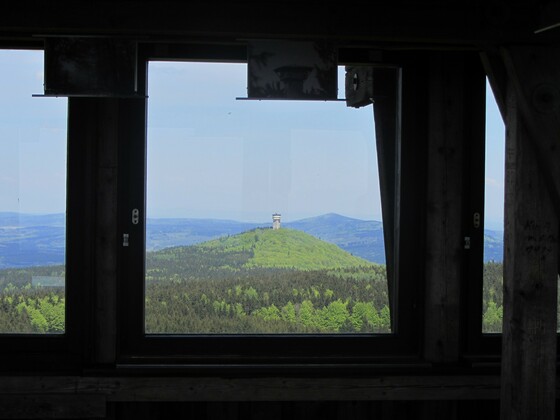 Auf dem Böhmerwaldturm, Aussicht zum Velky Zvon, Tschechien