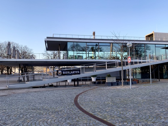 Biergarten am Coupertinplatz