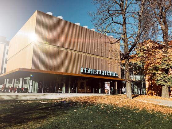 Lenbachhaus von außen 