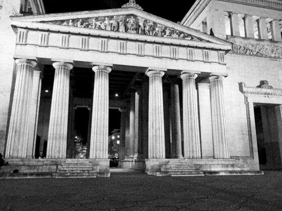 Königsplatz vom NS-Dokuzentrum aus kommend