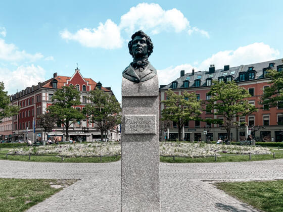Büste des Leo von Klenze am Gärtnerplatz