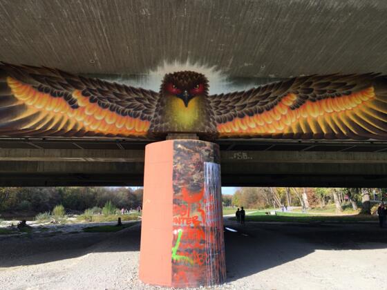 Überbleibsel des 2017 Murals &quot;Frei unter Freiren&quot; von WON ABC