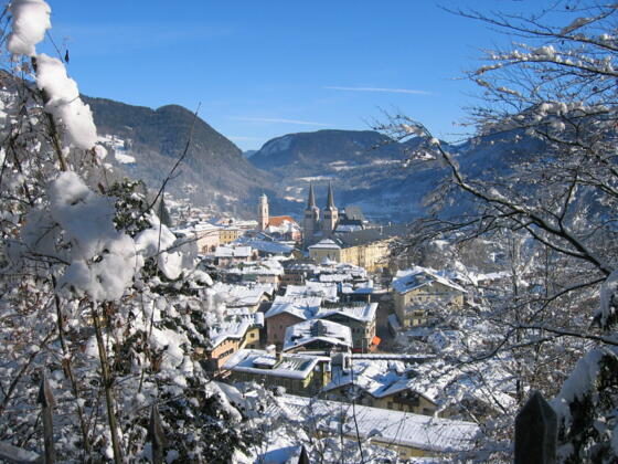 Blick vom Soleleitungsweg auf Berchtesgaden