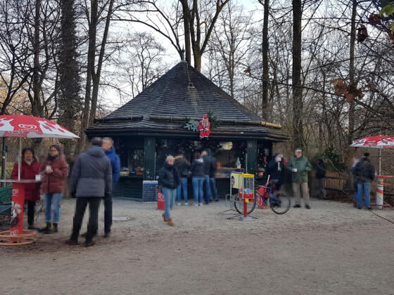 Kiosi am See Einlauf