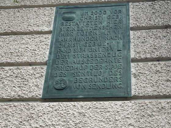 Denkmal an der Plinganserstraße 