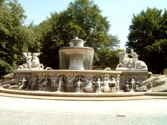 Wittelsbacher Brunnen (Lenbachplatz)