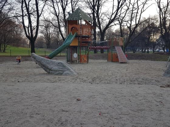 Spielplatz Krokodil im Luitpoldpark