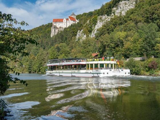 Schifffahrt von Kelheim nach Riedenburg
