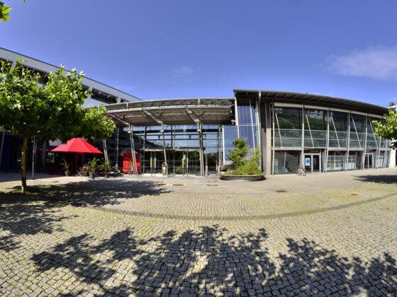 Stadthalle Germering Haupteingang