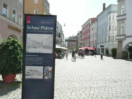 Das Münchener Tor - Info-Stele 3