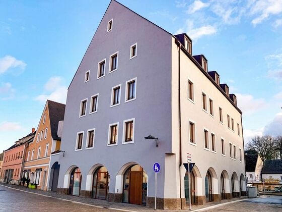 Das Kulturhaus Storchenwirt am Stadtplatz in Neustadt a.d.Donau beherbergt u.a. ein interaktives Museum.