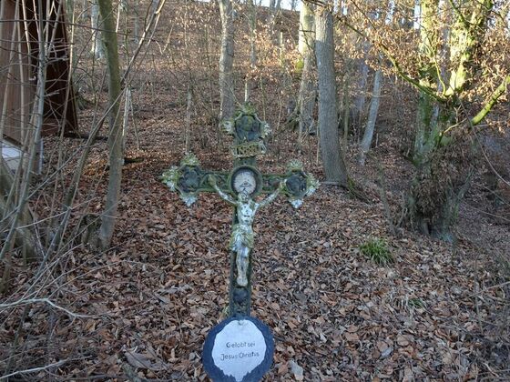 Gedenkkreuz bei Nündorf