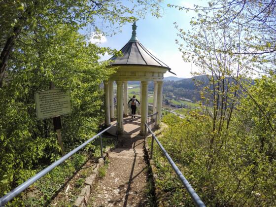 Prinz-Rupprecht-Pavillion oberhalb von Streitberg