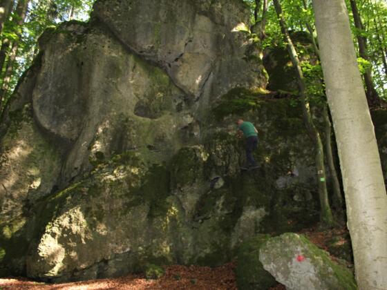 Der drahtseilversicherte Zustieg zur Amtsknechtshöhle (A bzw. I)