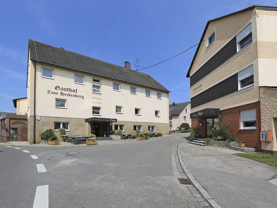 Hotel & Landgasthof Odorfer "Zum Heidenberg"