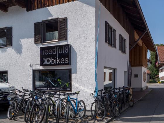 Eingangsbereich und Schaufenster